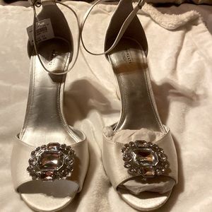 Women’s formal wedges